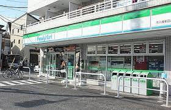 ファミリーマート市川湊新田二丁目店まで255m