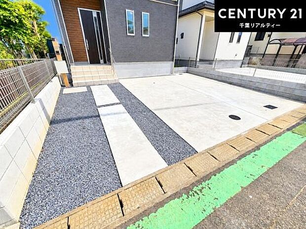 周辺環境や、お客様のご希望に合った物件も一緒にご案内を致します。住宅ローンアドバイザーによるご相談も承ります。当社はお問い合わせに即対応します！お待たせしません！
