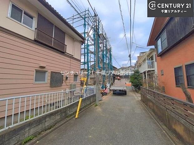 周辺環境や、お客様のご希望に合った物件も一緒にご案内を致します。住宅ローンアドバイザーによるご相談も承ります。当社はお問い合わせに即対応します!お待たせしません!