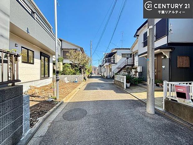 周辺環境や、お客様のご希望に合った物件も一緒にご案内を致します。住宅ローンアドバイザーによるご相談も承ります。当社はお問い合わせに即対応します!お待たせしません!