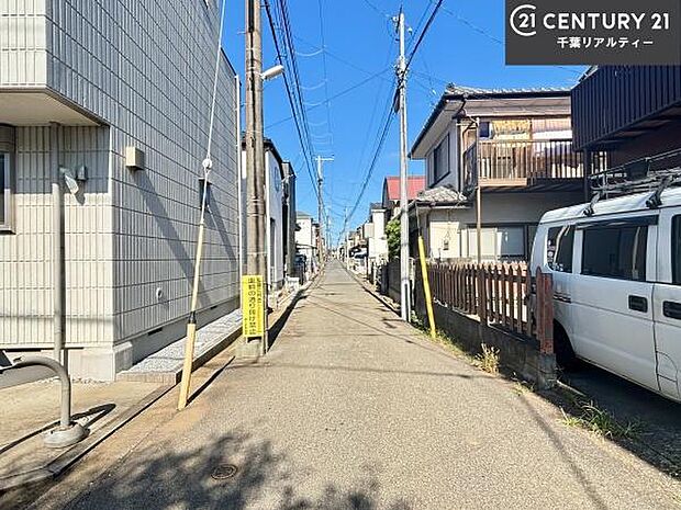 周辺環境や、お客様のご希望に合った物件も一緒にご案内を致します。住宅ローンアドバイザーによるご相談も承ります。当社はお問い合わせに即対応します!お待たせしません!