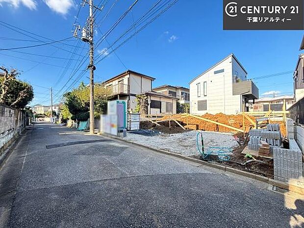 周辺環境や、お客様のご希望に合った物件も一緒にご案内を致します。住宅ローンアドバイザーによるご相談も承ります。当社はお問い合わせに即対応します!お待たせしません!