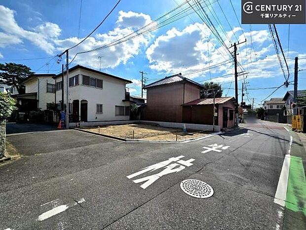周辺環境や、お客様のご希望に合った物件も一緒にご案内を致します。住宅ローンアドバイザーによるご相談も承ります。当社はお問い合わせに即対応します!お待たせしません!