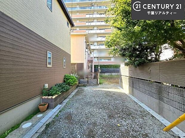 物件探しのご条件・ご要望・ご質問など、何なりと弊社スタッフまでお申し付けください!不動産に関することなら、どのようなことでも誠心誠意対応させて頂きます。