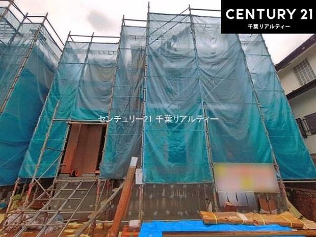 全2棟のキレイな街並み。是非1度ご内見ください。物件探しのご条件・ご要望・ご質問など、不動産に関することならどのようなことでも誠心誠意対応させて頂きます。