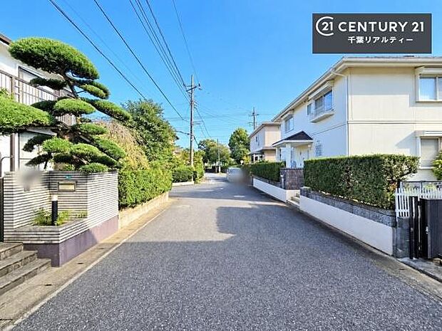 周辺環境や、お客様のご希望に合った物件も一緒にご案内を致します。住宅ローンアドバイザーによるご相談も承ります。当社はお問い合わせに即対応します!お待たせしません!