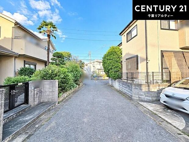 周辺環境や、お客様のご希望に合った物件も一緒にご案内を致します。住宅ローンアドバイザーによるご相談も承ります。当社はお問い合わせに即対応します！お待たせしません！