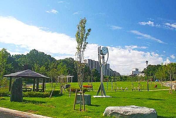 峰塚公園まで632m