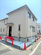 谷塚駅より徒歩24分 築3年1ヶ月 2階建の賃貸物件