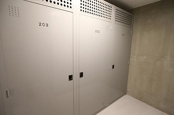 1階部分にはトランクルームがあり、無償でご使用いただけます。