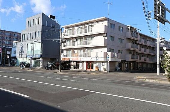4階建　延べ床...