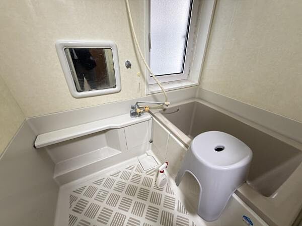 浴室を拡大表示