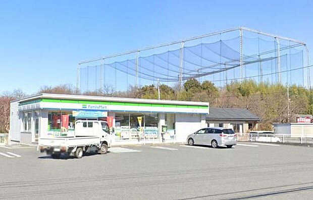 ファミリーマート 東松山石橋店まで426m