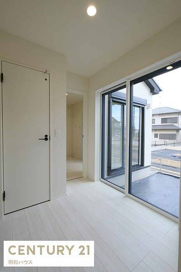 2号棟 明るい廊下スペース