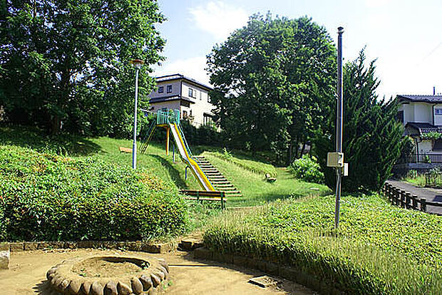 菖蒲沢公園まで287m