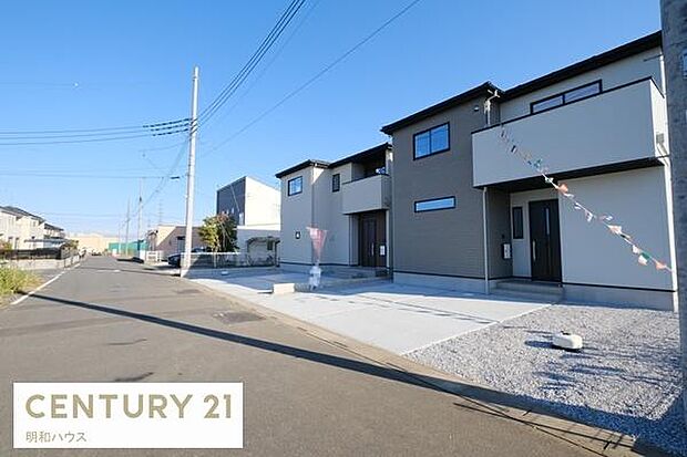 車通りが少なく車庫入れも安心です!