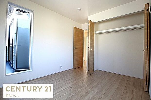 洋室5帖+クローゼット!