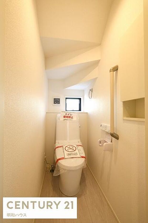 1階2階 ウォシュレットトイレ