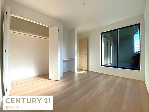 4号棟・カウンターのある洋室6.5帖!