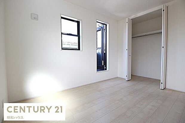 洋室6帖+クローゼット!