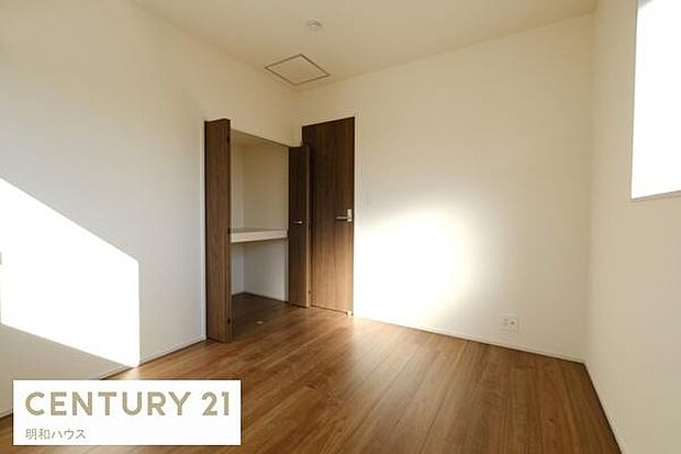 洋室5.25帖＋クローゼット