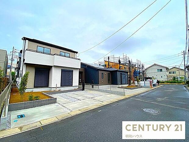 手前8号棟 南側6メートル公道接道!