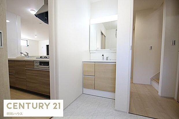 2号棟・家事動線の良い2WAY洗面室！