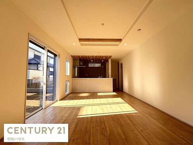 ◎お洒落な化粧梁の折上天井！◎家族の笑顔が集まる空間！◎一日の出来事を語らう家族団欒のひとときを♪