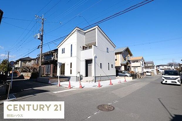 車3台駐車可（車種による）