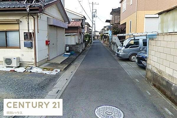 東側道路