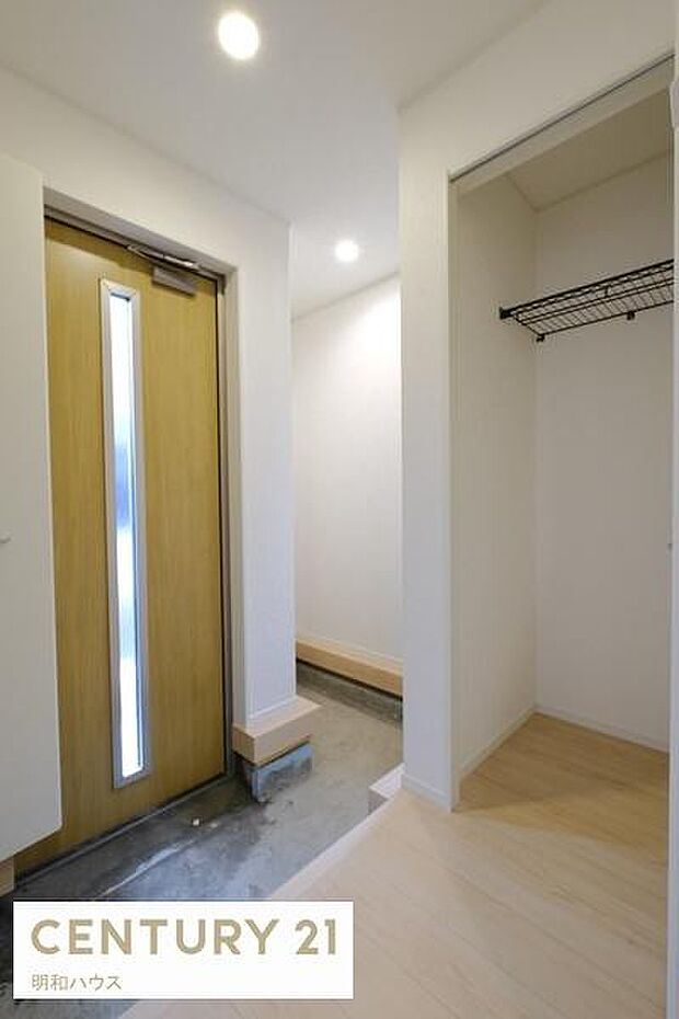 収納充実!土間収納+クローゼットあり