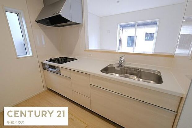 ◎浄水機一体型システムキッチン!◎コンロ下のスライドキャビネットは大容量で満足の使い勝手です!