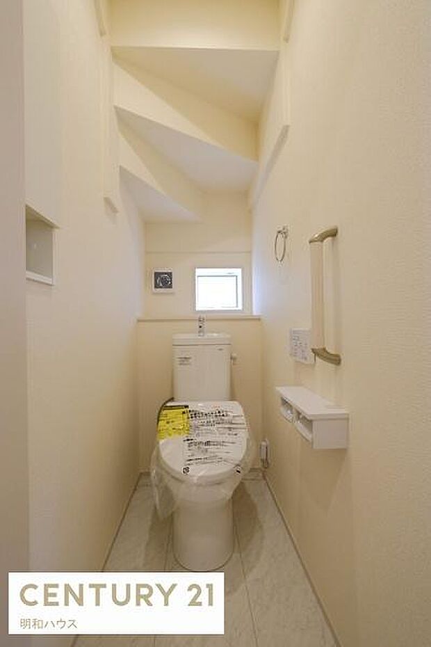 1階2階 ウォシュレットトイレ