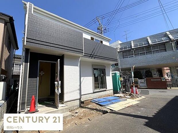 川越日高線にに出やすくアクセス良好!