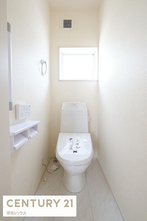 1階2階 ウォシュレットトイレ