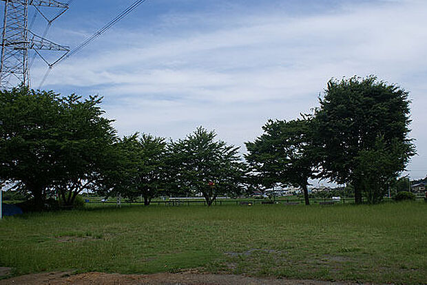 城跡公園まで105m