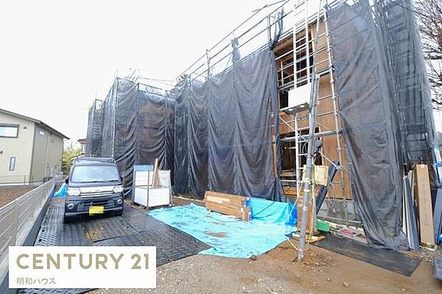 手前1号棟・奥2号棟