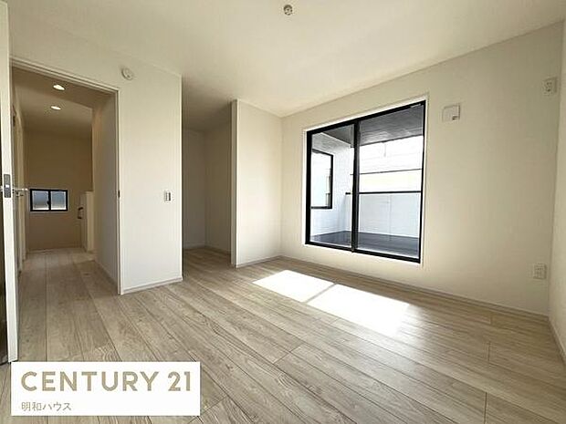 洋室8.1帖+W-クローゼット!