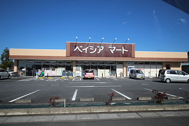 ベイシアマート吉見店まで684m