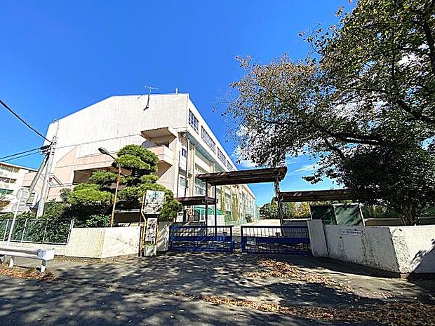 川越市立霞ケ関東中学校まで1200m