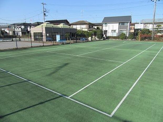 鶴巻運動公園まで120m