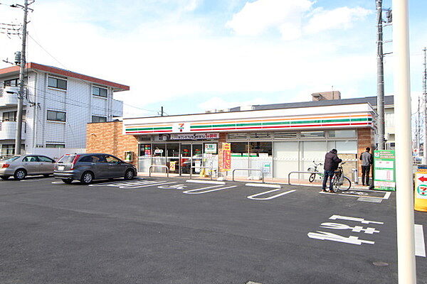 セブンイレブン鶴ヶ島市役所通り店まで260m