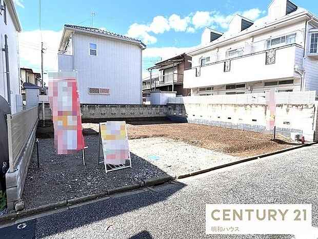 リビング横に寛ぎの和室あります！