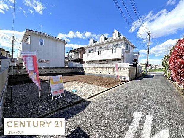 車通りが少なく車庫入れも安心です！