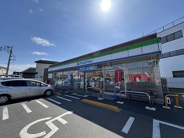 ファミリーマート川越天沼店まで194m