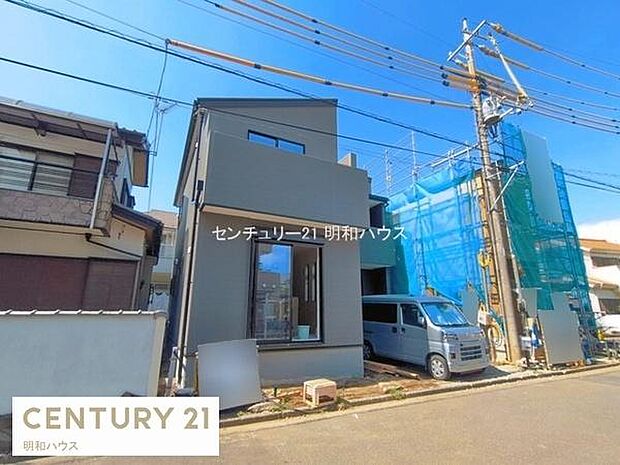 南道路につき陽当たり良好です!