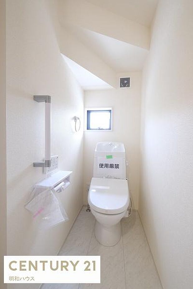 1階2階 ウォシュレットトイレ