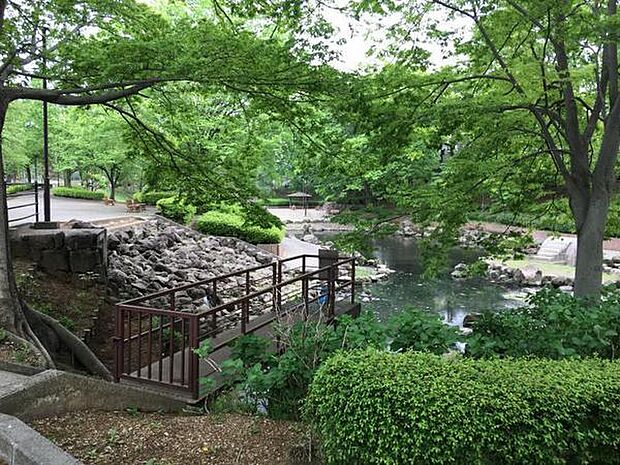 五領沼公園まで365m