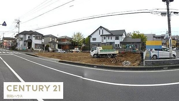 駅までバス乗車5分・バス停まで徒歩3分！