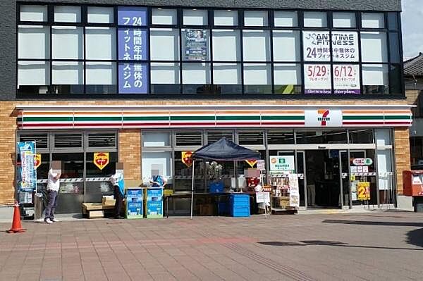 セブンイレブン 鶴ヶ島駅西口店まで565m
